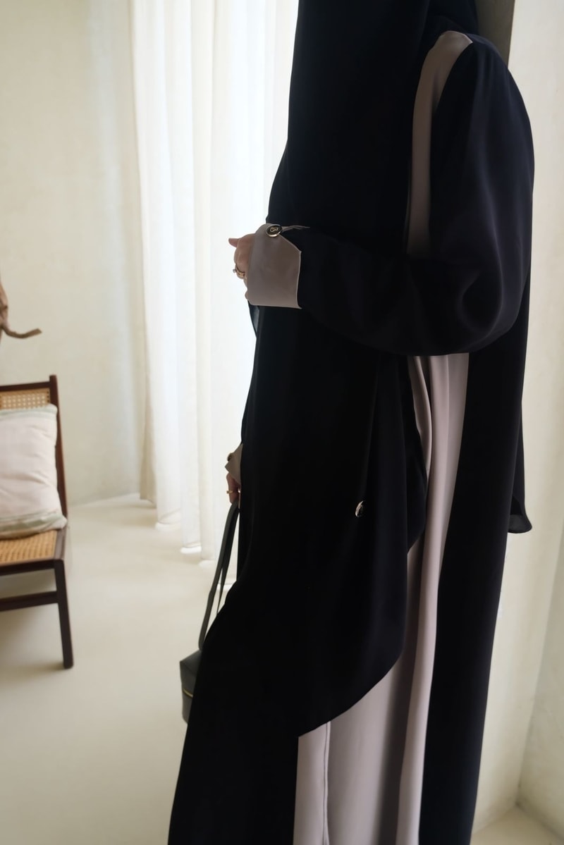 Allure Abaya - Morel