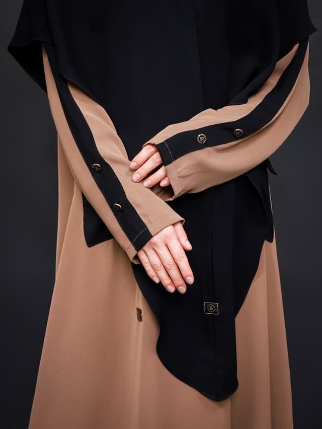 Embrace Abaya - Milo Black
