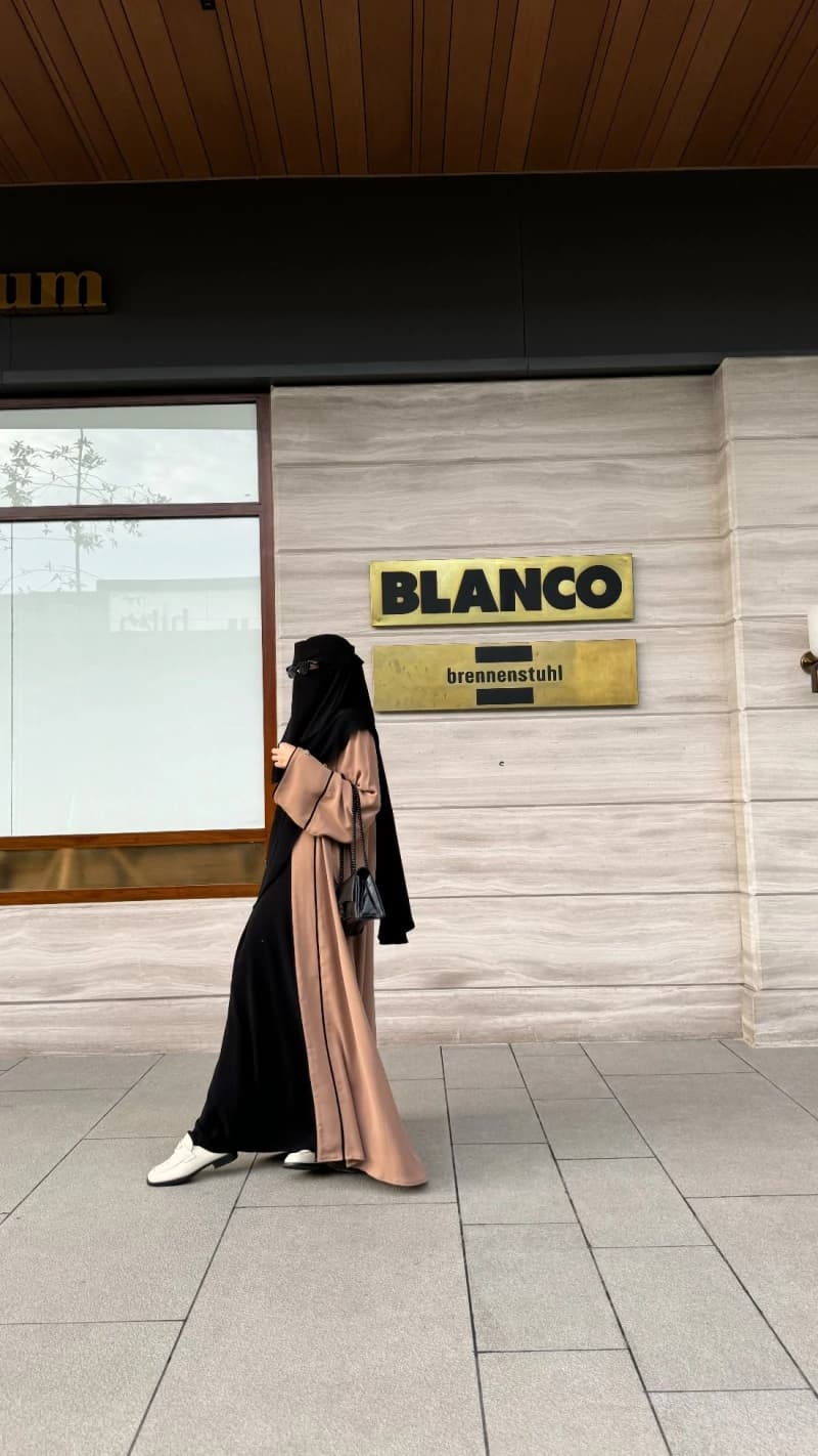 Royal Abaya Eid Series