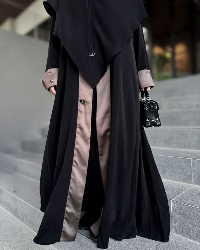 The Classy Abaya - Black Bronze
