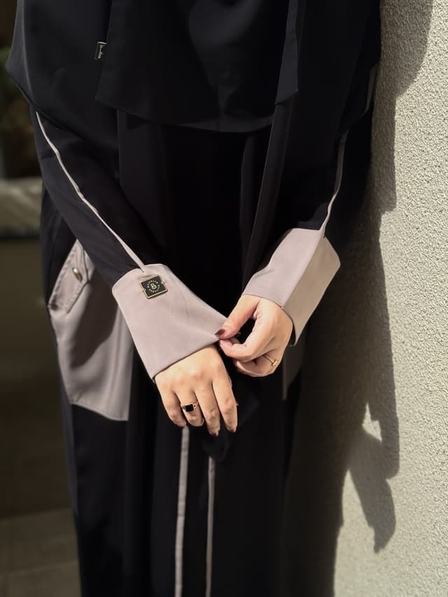 Straight Abaya - Black Morel