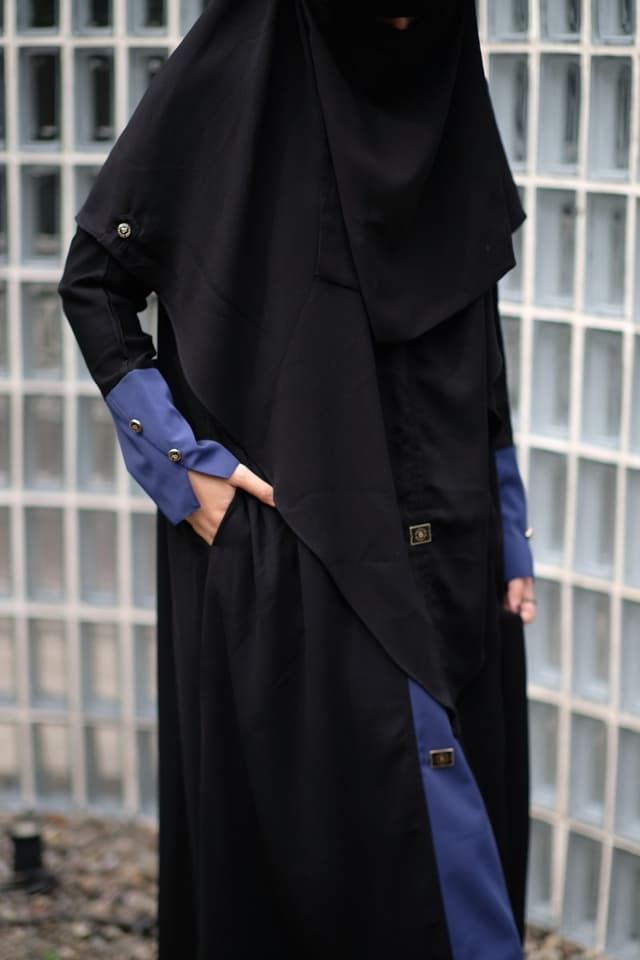 Fleur Abaya - Navy