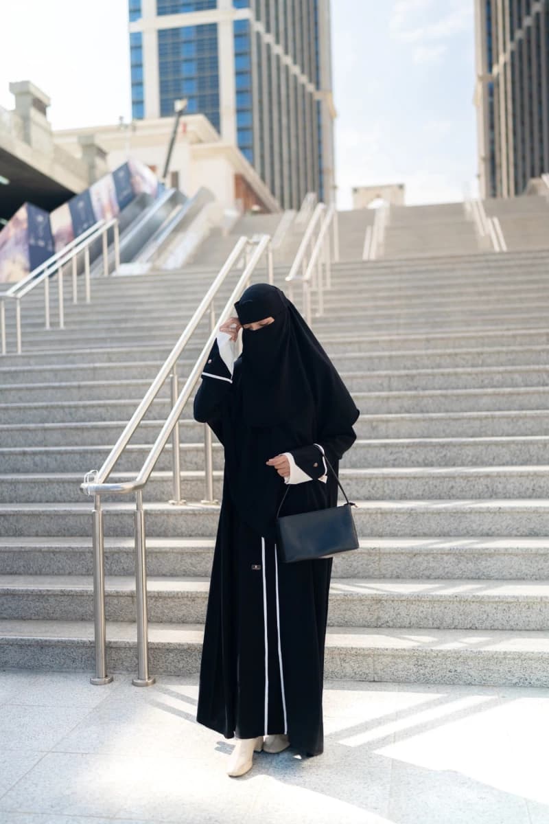 Fearless Abaya
