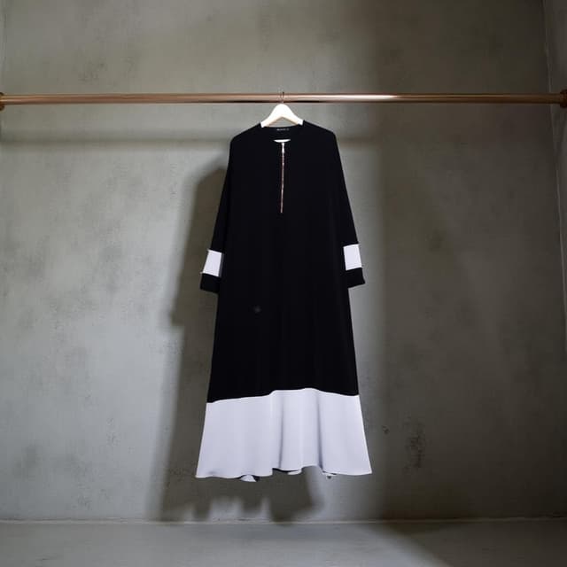 Noir Abaya - Black Cool Grey