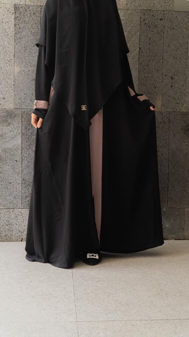 Graceful Abaya - Purple Dove