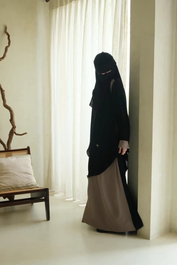 Allure Abaya